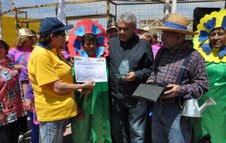 Alcalde de Hospicio alerta a abuelitos sobre futuros ofertones electorales