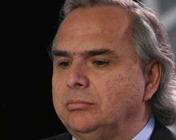 Esquizofrenia Política Chadwick Elogia Mov. Estudiantil con Corresponsales Extranjeros