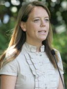 Provocación del gobierno nombramiento de senadora designada Ena von Baer como pdta. de comisión de Educación
