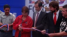 Emprendedores de la Región muestras productos en Expo FOSIS 2011