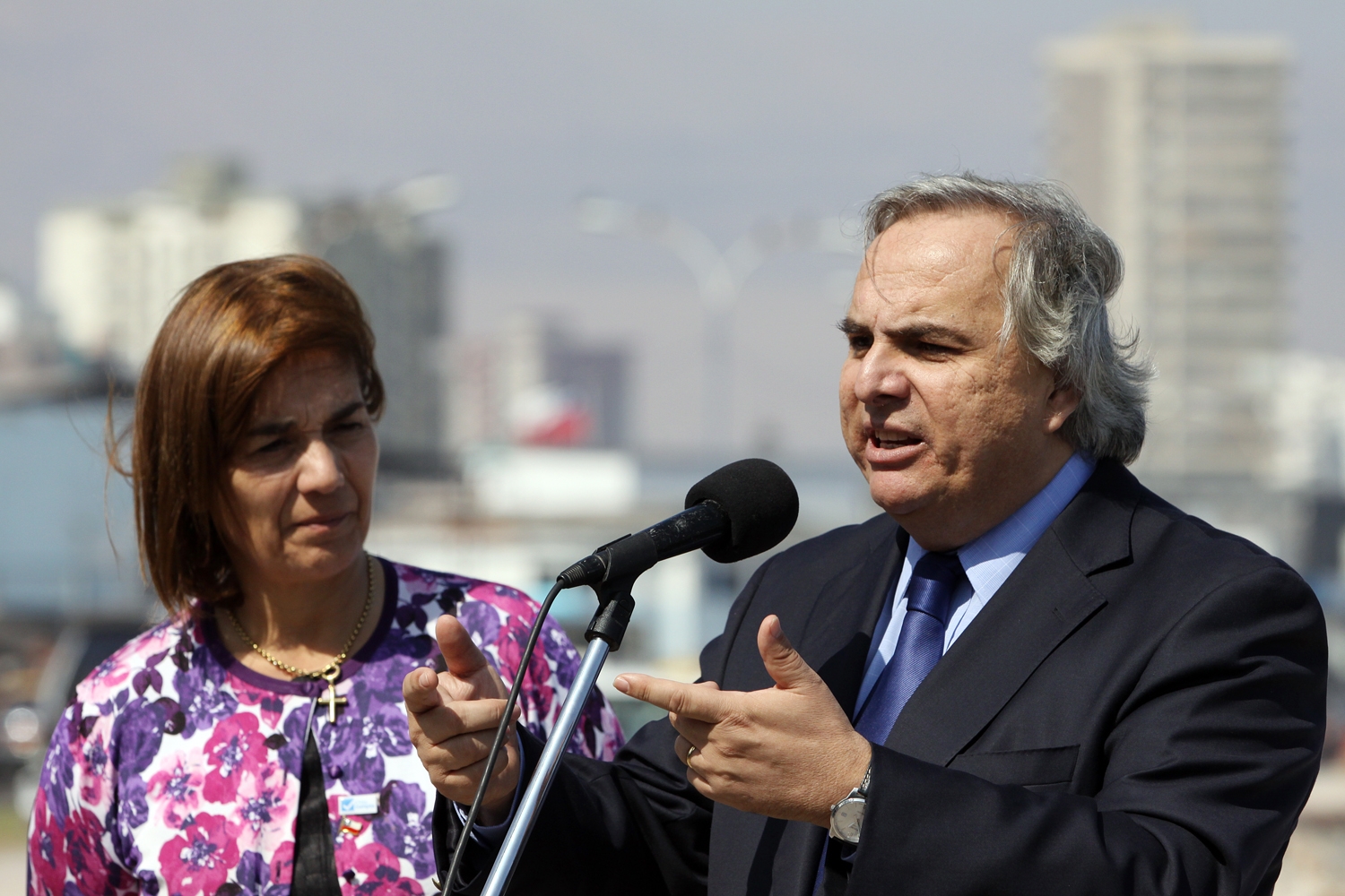 Ministro Chadwick lideró en Iquique promoción de logros gubernamentales