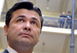 Abogado del caso Tsunami -ex militante  UDI- fue suspendido por Corte Suprema por faltas a la ética