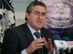 Senador Pizarro: “Para evitar intervencionismo electoral descarado, aquellos que sean candidatos deben irse del gobierno, ahora”