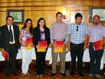 Futuros profesionales acceden a beca de Inglés de la CORFO