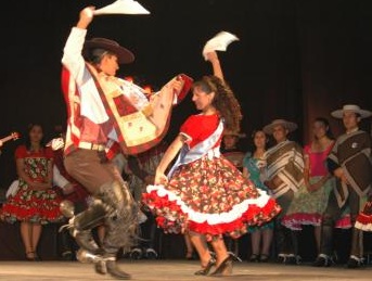“ 202 pares de pañuelos para la Cueca”, en homenaje que realizará la UNAP