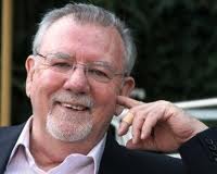 El iquiqueño Oscar Hahn fue galardonado con el Premio Nacional de Literatura 2012