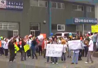 Diputado Gutiérrez: “Gobierno Regional debe intervenir en conflicto de Clínica Iquique”