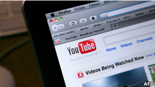 Ni los poderosos pueden con YouTube