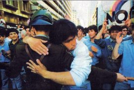 Noche del 5 de octubre de 1988, la  más larga de la historia de Chile. Pinochet no quería reconocer su derrota en el plebiscito