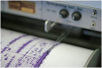 Tras fuerte sismo en zona central líneas telefónicas y de celulares sufrieron caídas en sus servicios