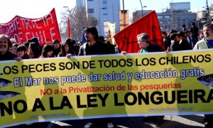 Pescadores artesanales llaman a senadores a velar por los intereses de todos los chilenos y no de 7 familias