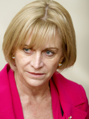 La larga lista de los «días de furia» de Evelyn Matthei. La «radio Kioto» marcó su carrera al involucrarse en espionaje clandestino a Piñera