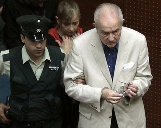 Guido Vallejos: Cómo creador de Barrabases formó imperio editorial. Hoy vinculado a red de prostitución infantil