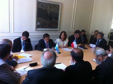 Intendenta se reunió con presidenta de Argentina y participó en encuentro con Gobernadores trasandinos