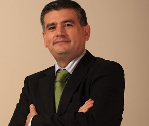 Zegarra se aleja del cargo de Defensor Regional y asume Marco Montero