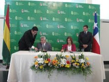 Tarapacá y  Departamento Autónomo de Santa Cruz, Bolivia, suscriben acuerdo