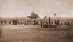Iquique, Plaza Manuel Montt: A la hora señalada