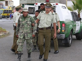 En Bolivia condecorarán a los militares detenidos en zona fronteriza de Colchane