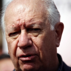 Lagos: “El elemento represivo sirve para enfrentar la violencia, pero no ataca el problema de raíz”