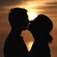San Valentín, una celebración para los enamorados y que llena los bolsillos
