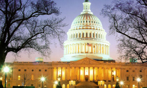 EE.UU. califica de absurda la acusación de haber causado enfermedad de Chávez