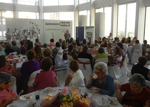Con música del recuerdo y teatro concluyó celebración a Mujer Pampina