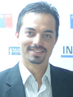 Ex candidato a concejal asumió como director del Instituto Nacional de la Juventud