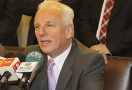 Presentan proyecto para elección del presidente del Consejo Regional, CORE
