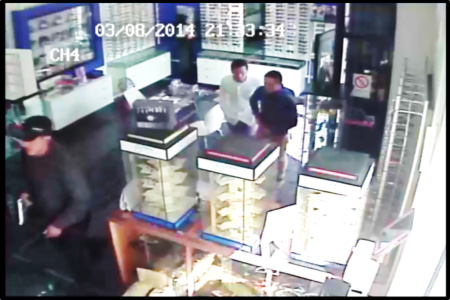 14 y 15 años tienen adolescentes que asaltaron óptica en Iquique