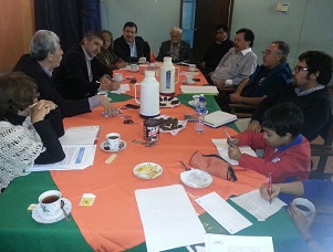 Sobre la Reforma Educacional dialogó senador Rossi con representantes del Colegio de Profesores