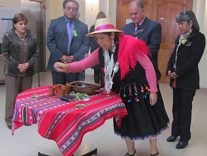 Con rogativa a la Pachamama celebraron Día de los pueblos Originarios