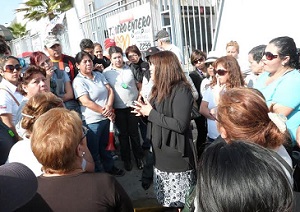 Directora de Sernam conoció en terreno conflicto de trabajadoras con Unimarc