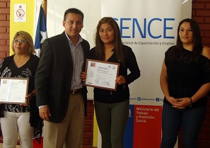 Franquicia tributaria permitió que se capacita a 10 mujeres emprendedoras de Pozo Almonte