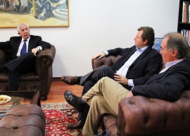 Parlamentarios Orpis y Trisotti partidarios de vender combustible sin IVA en Tarapacá