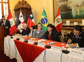 En Foro Internacional realizadio en Lima difunde sistema de Zona Franca de Iquique