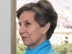 Isabel Allende: “Tenemos que otorgar nacionalidad a niños extranjeros nacidos en Chile”