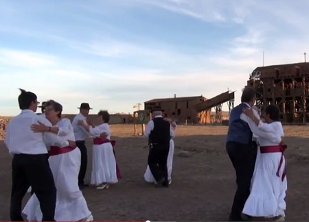Club de Adultos Mayores edita video con bailes típicos de la pampa