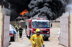 Gigantesco incendio genera pérdidas por casi $200 millones en El Boro, Alto Hospicio
