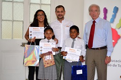 Premian a primeros lugares del concurso de redacción Ruta Patrimonial Educativa de Tarapaca