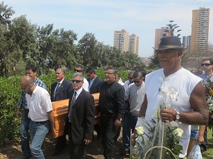¡Avísale Juan! El saludo de despedida en funeral del destacado iquiqueño Juan Prieto Henríquez