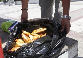 Salud descubre cientos de kilos de alimentos que e expenden en forma ilegal