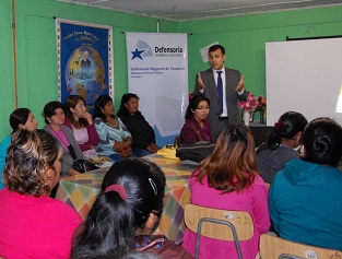Defensoría Regional difunde derechos ciudananos entre inmigrantes que viven en la ciudad