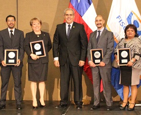 Fiscal y funcionaria de Tarapacá recibieron reconocimiento a nivel nacional