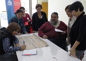 Dirigentes sociales aprenden sobre leyes de  participación ciudadana y no discriminación