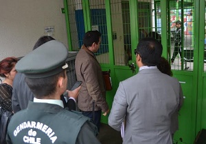Enajenación mental transitoria explicaría conducta de estudiante que fue acusada de parricidio, causando muerte de pequeña hija