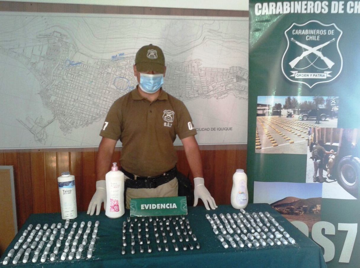 Carabineros detuvo a mujer que viajaba con 38 ovoides de pasta base en su organismo