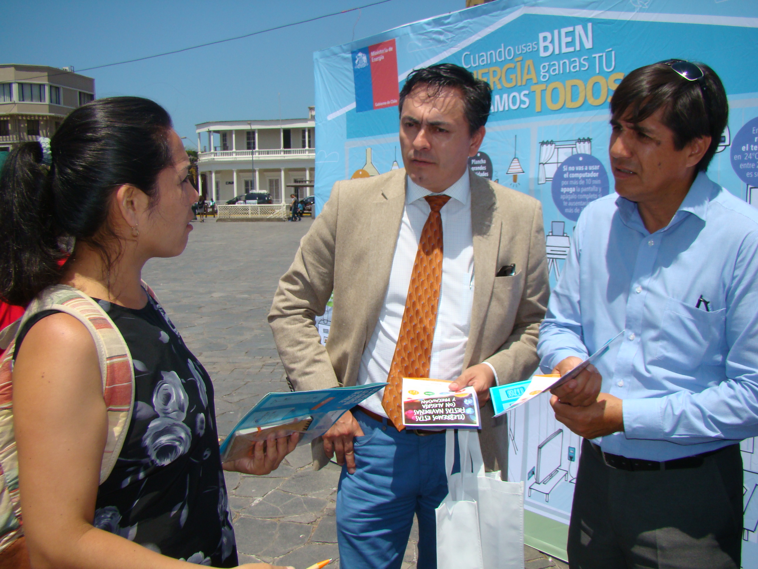 Seremi de Energía encabeza campaña preventiva de eficiencia en fiestas de Año Nuevo