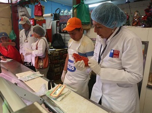 Intensifican fiascalizaciones sanitarias en locales del Terminal Agropecuario