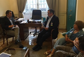 Senador Rossi, respalda al Colegio de Profesores en torno a proyecto de Carrera Docente