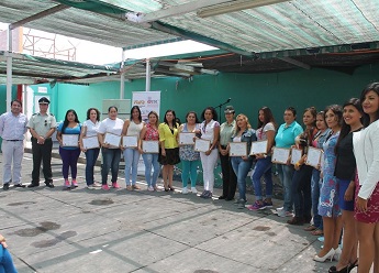 Certifican como panificadoras a internas que accedieron a programa de Becas Laborales